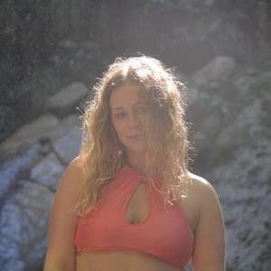 Meet your Posher, Abi